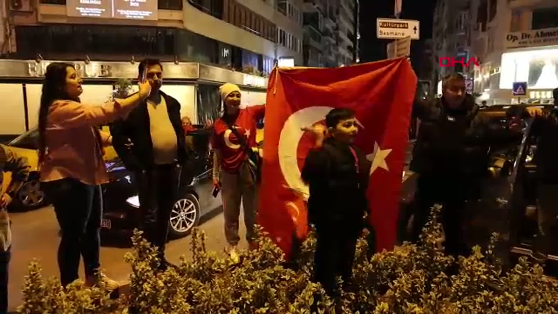 İzmir'de A Milli Takım'ın Dünya Kupası Sevinci