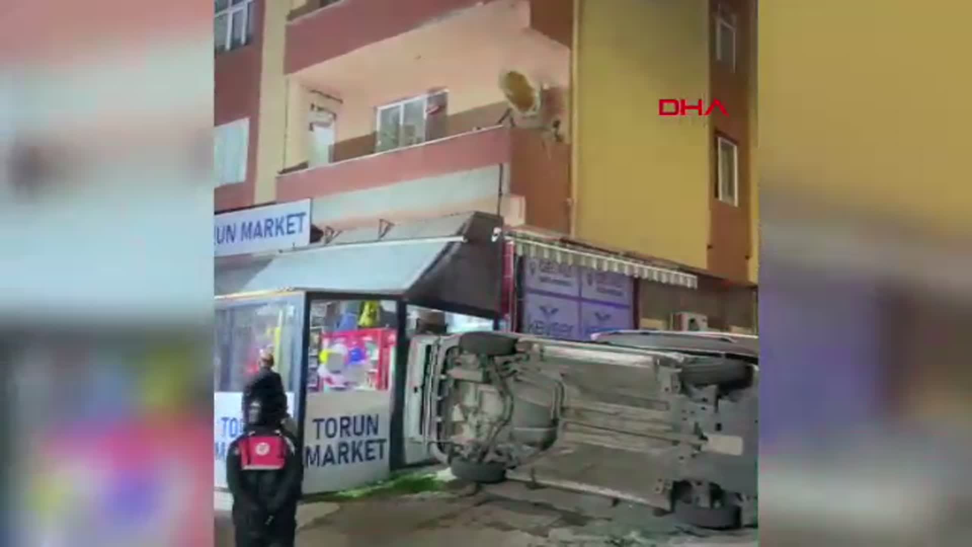 Çerkezköy'de Kontrolden Çıkan Araç 5 Araca Çarptı: 2 Yaralı