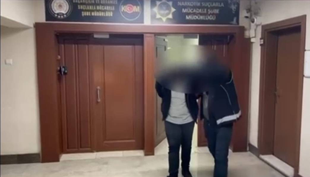 Sakarya'da 17,5 Kilo Metamfetamin Operasyonu