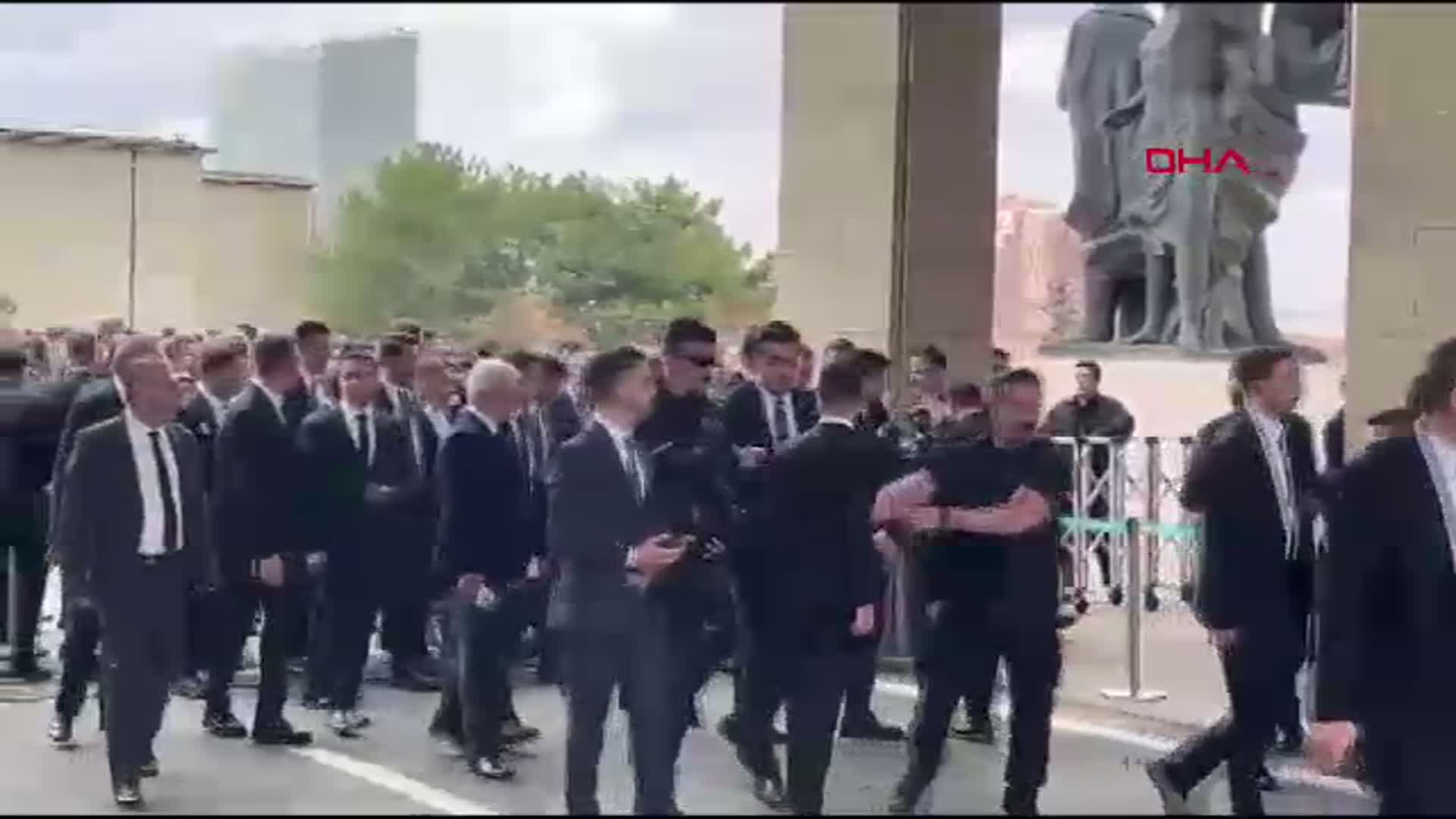 Cumhurbaşkanı Erdoğan, TBMM Başkanı Kurtulmuş ile Bir Araya geldi