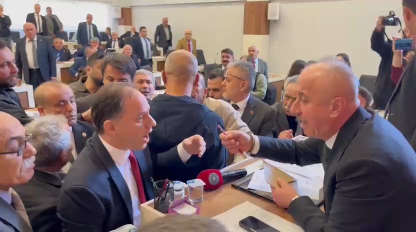 Zonguldak İl Genel Meclisi Başkanlık Seçiminde Tartışmalı Anlar