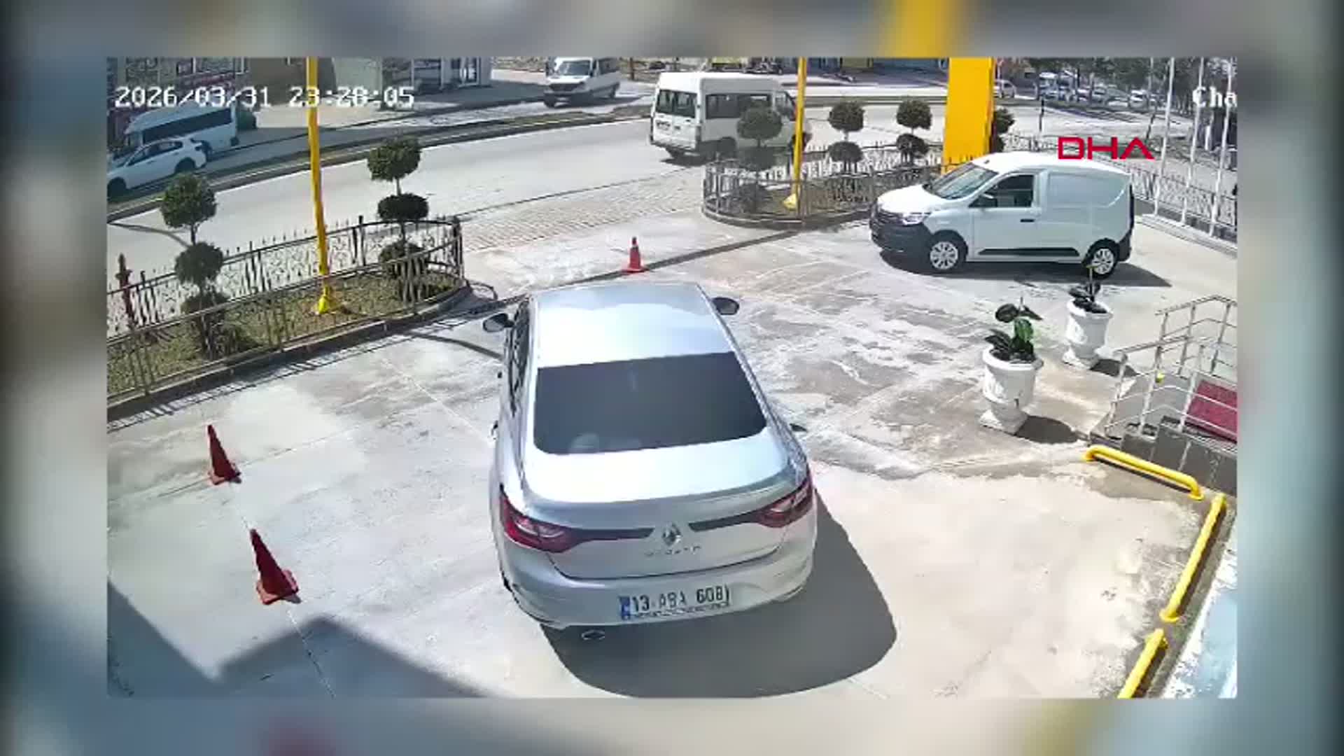 Tatvan'da Minibüsün Çarptığı 4 Yaşındaki Çocuk Hayatını Kaybetti