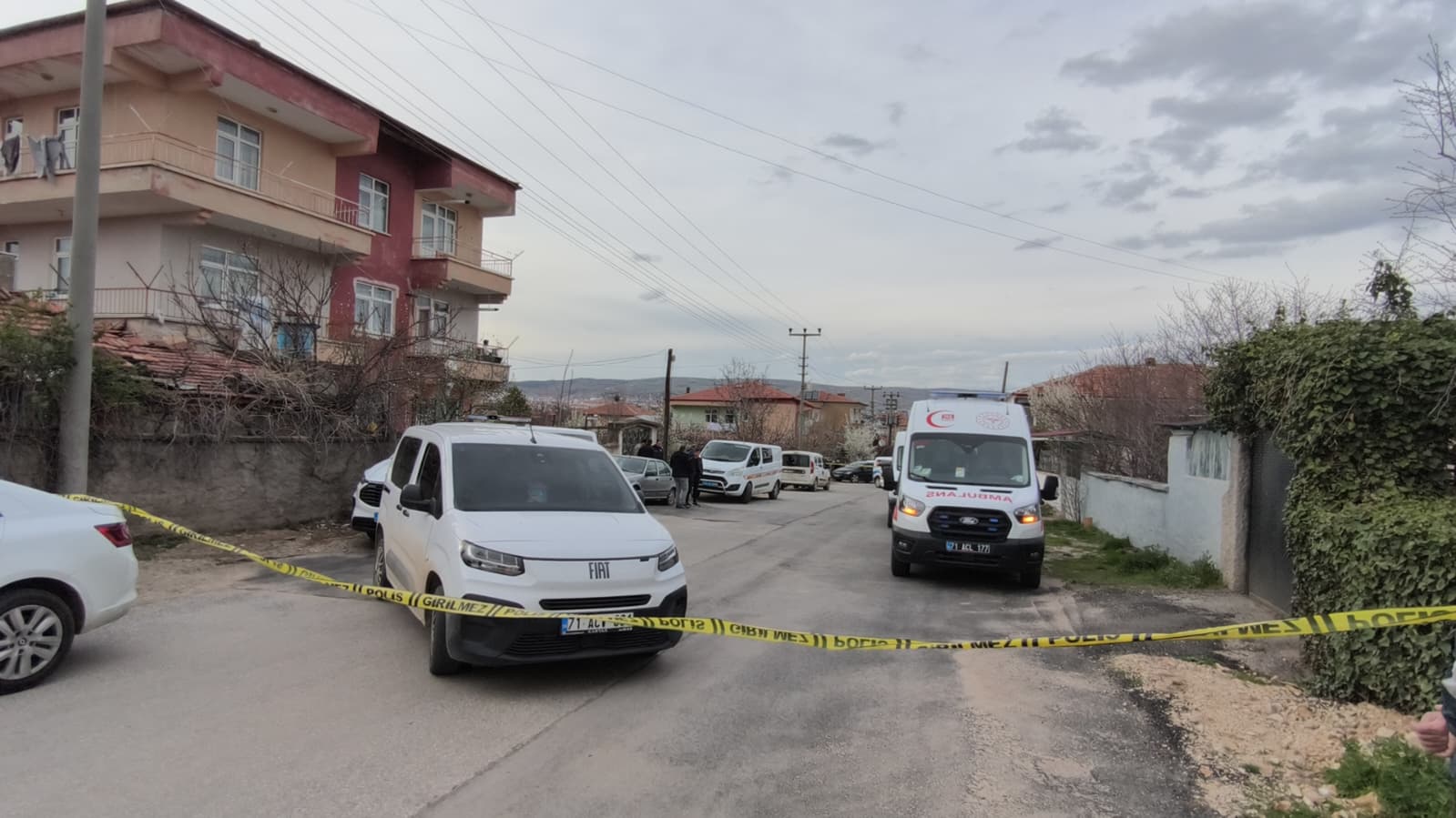 Kırıkkale'de Korkunç Olay: Baba, Oğulları Tarafından Bıçakla Öldürüldü