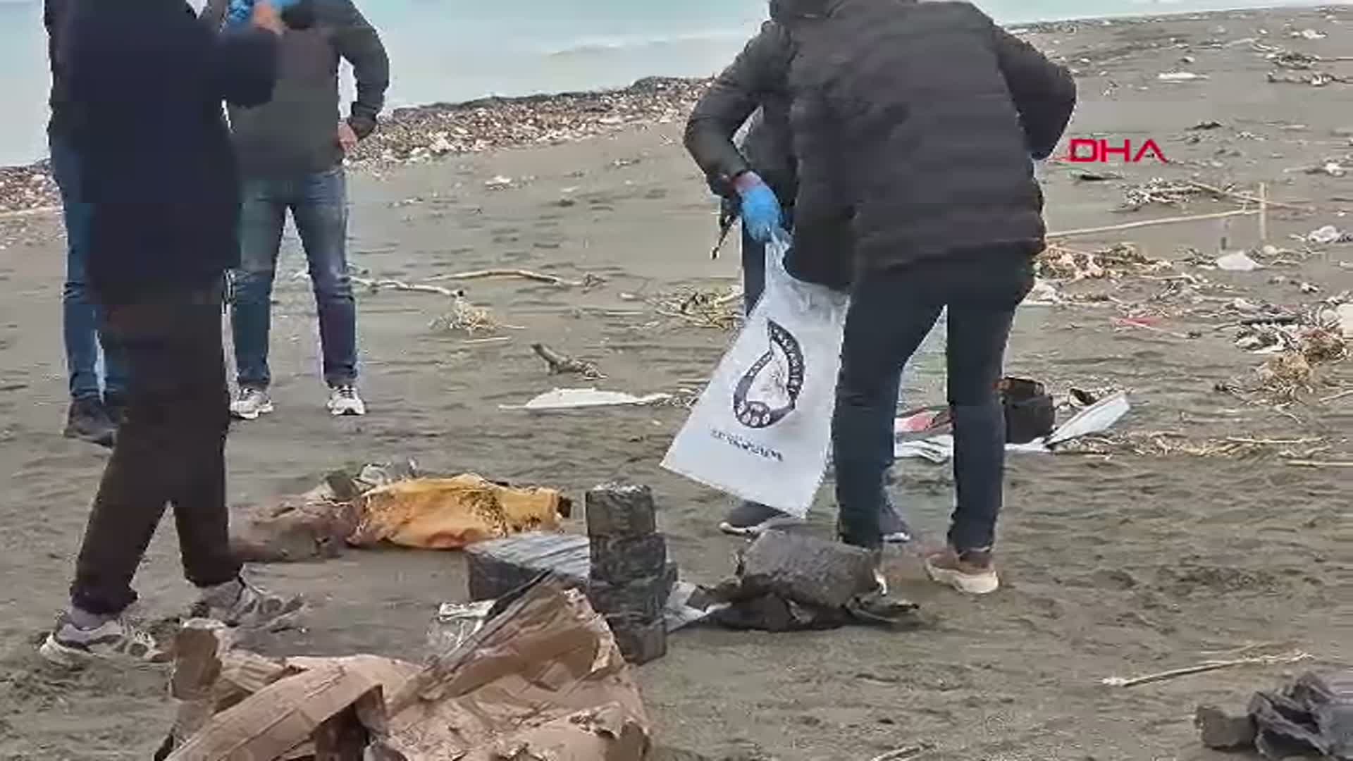 Hatay Sahilinde Uyuşturucu Madde İhbarı: Dalgaların Sürüklediği Çuvalda Şok Buluntu