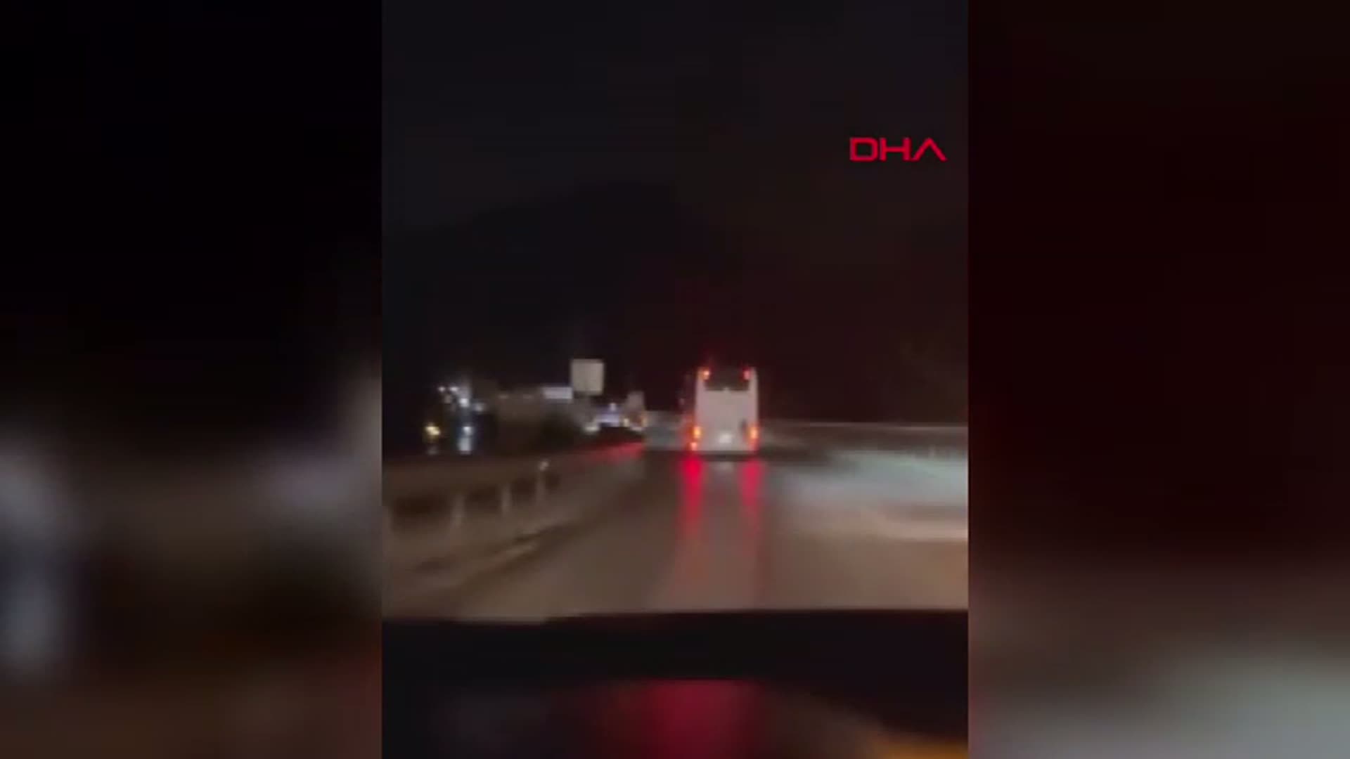 Sakarya D-650 Karayolunda Zincirleme Kaza: 3 TIR Çarpıştı, Kilometrelerce Araç Kuyruğu Oluştu