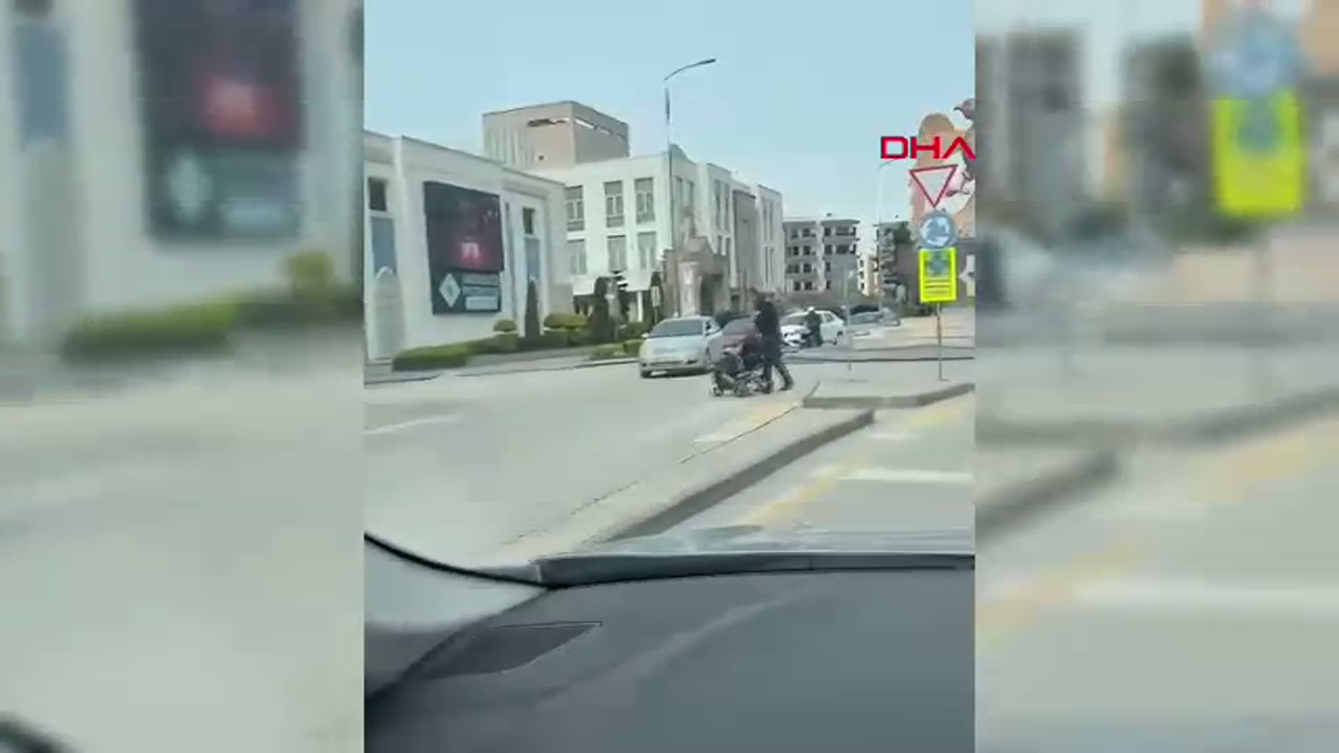 Osmaniye'de Polis Memurundan Anlamlı Yardım