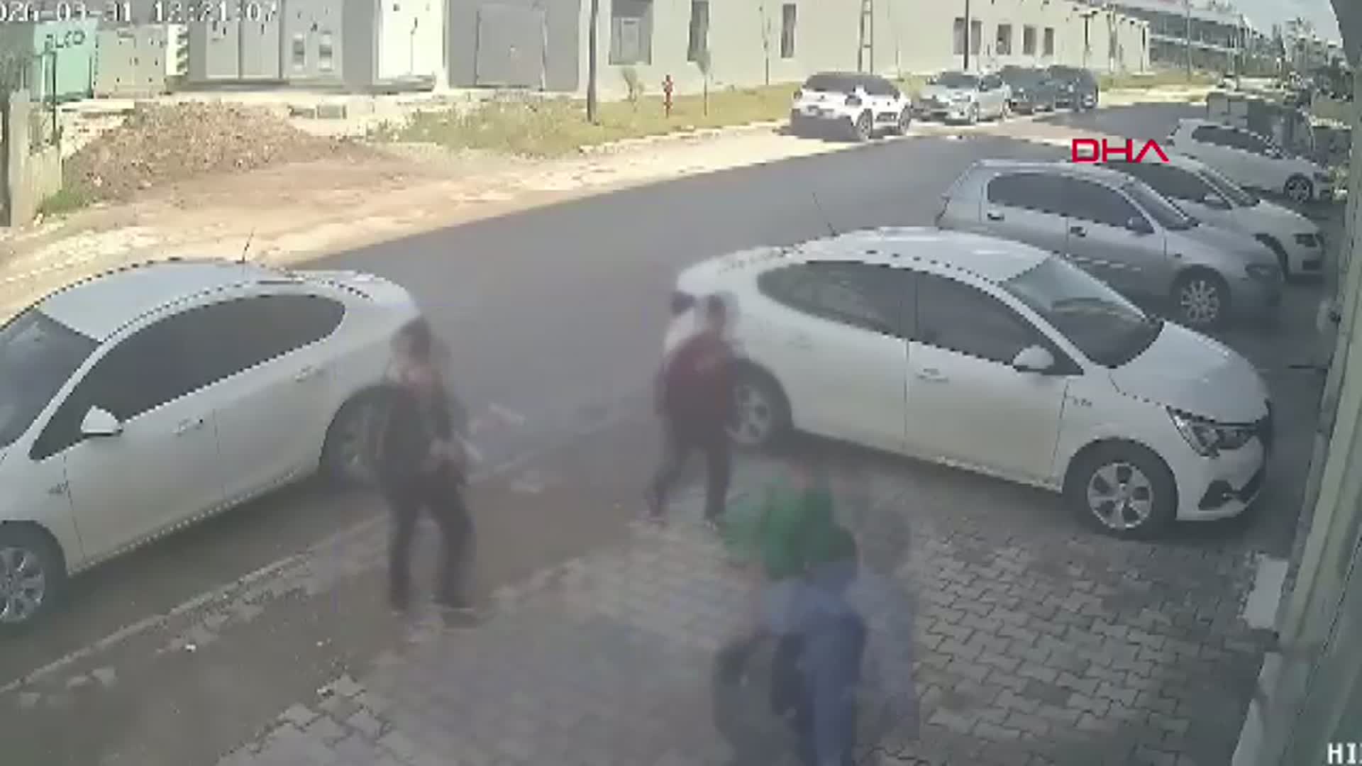 Hatay'da Çocuk Zorbalarına Suç Duyurusu: Oyuncak Tabancayla Tehdit Edildi