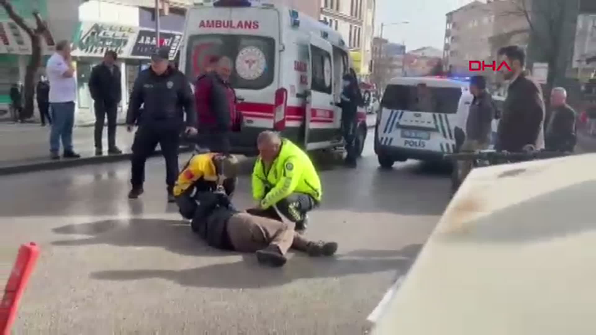 Burdur'da Elektrikli Bisiklet Sürücüsü Kazada Yaralandı