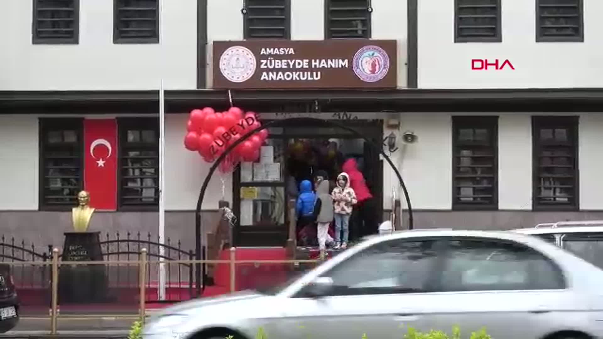 Amasya'da Anaokulu Öğrencileri ve Otizmli Çocuklar Farkındalık Yaratmak İçin Bir Araya Geldi