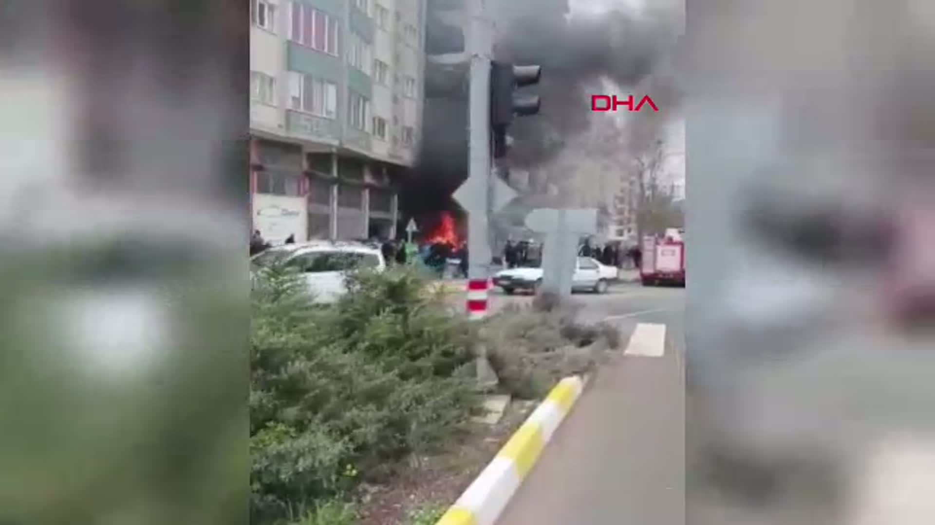 Mardin'de Manav Dükkanında Yangın Paniği