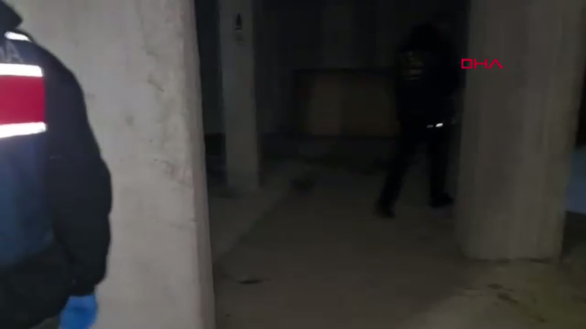 Sakarya'da Uyuşturucu Operasyonu: İki Sokak Satıcısı Tutuklandı