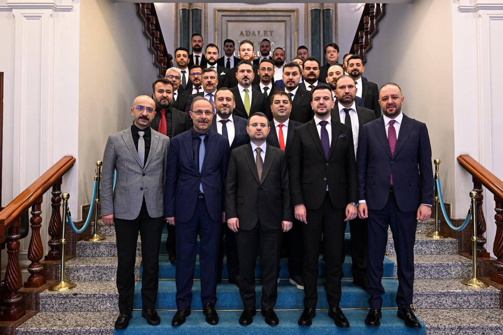 Bakan Gürlek, Nevşehirli İş İnsanlarıyla İstihdam Üzerine Görüştü