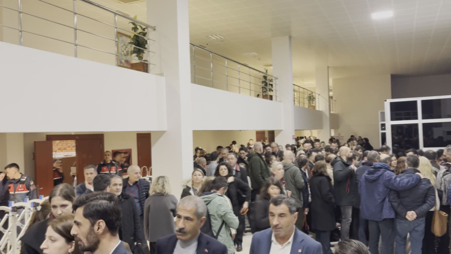 İBB Yolsuzluk Davasında 18 Sanık Serbest Bırakıldı
