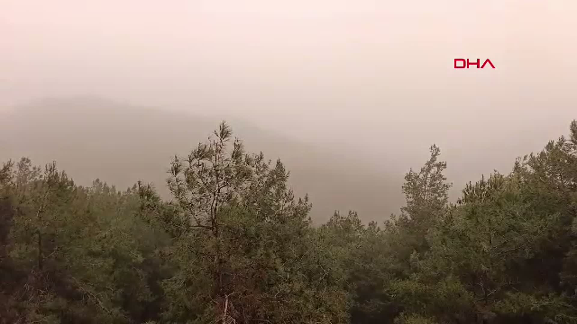 Antalya'yı Kaplayan Çöl Tozu Bulutu Gözler Önünde