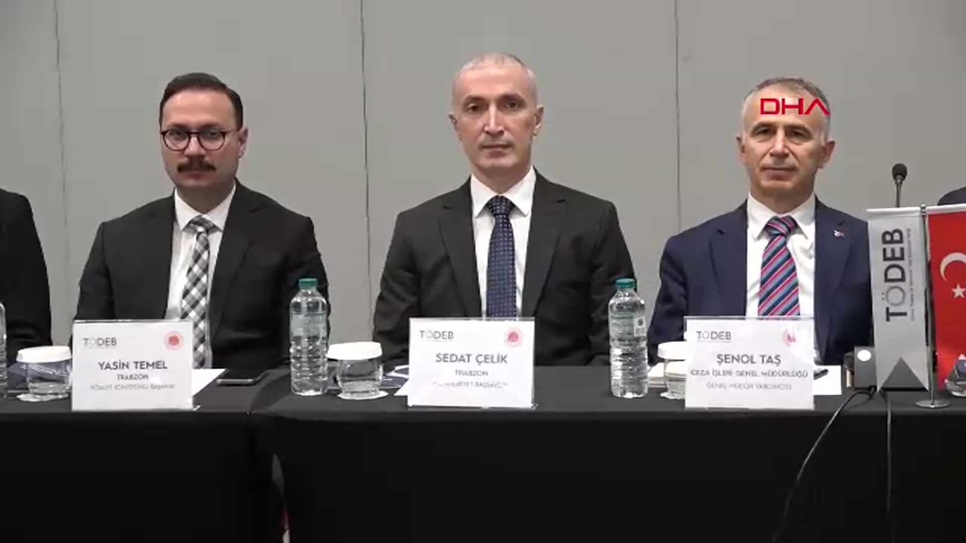 Dijitalleşme Suçları Karmaşıklaştırıyor: Trabzon'da Bilişim Suçları Toplantısı