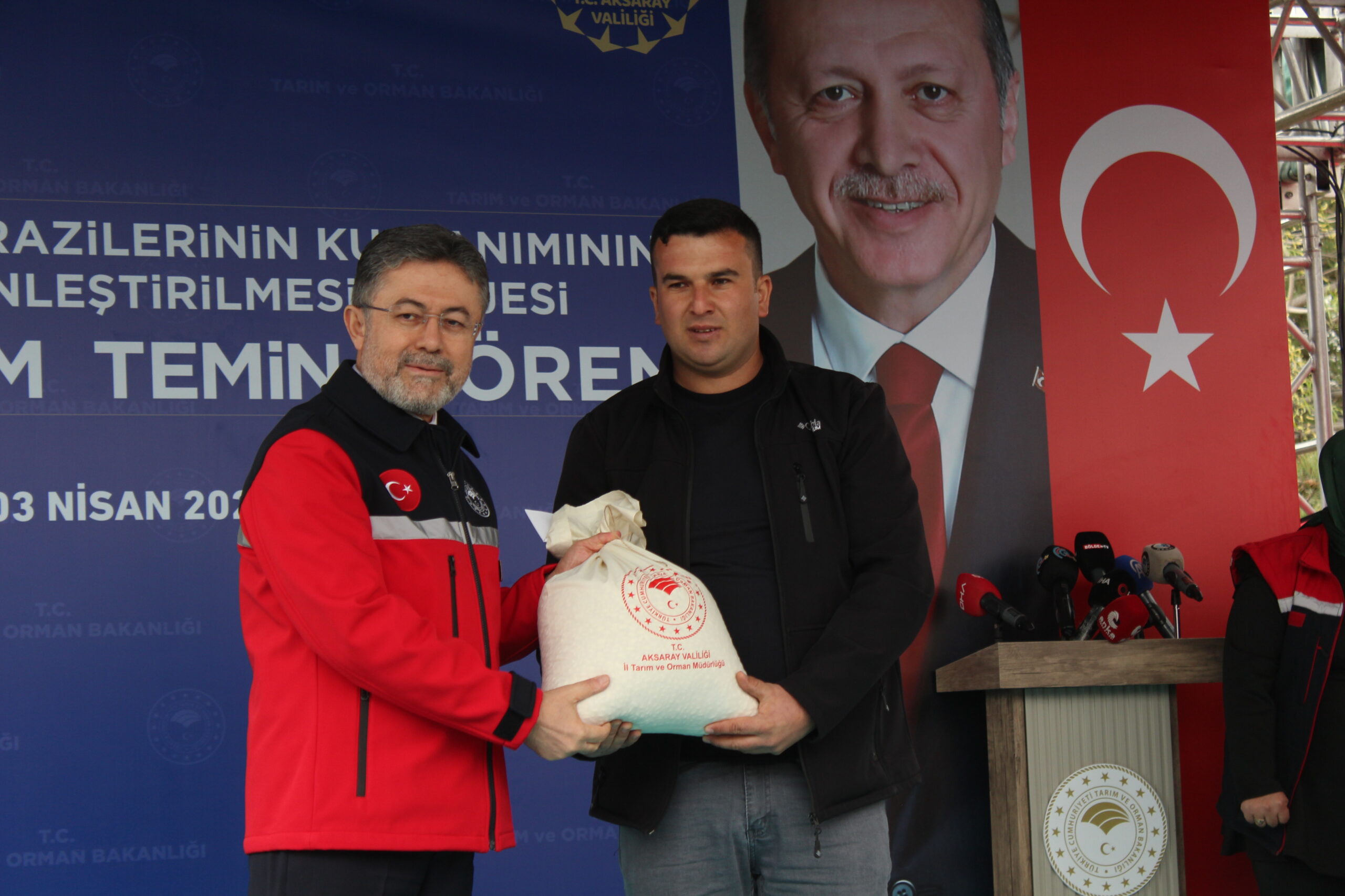 Bakan Yumaklı'dan Tohum Üretimi Müjdesi: 17,2 Milyar Lira Destek Hesaplarda