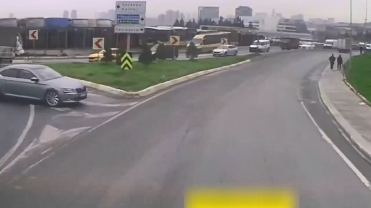 Küçükçekmece'de Ters Şeritte Gidebilen Sürücüye 31 Bin Lira Ceza Uygulandı