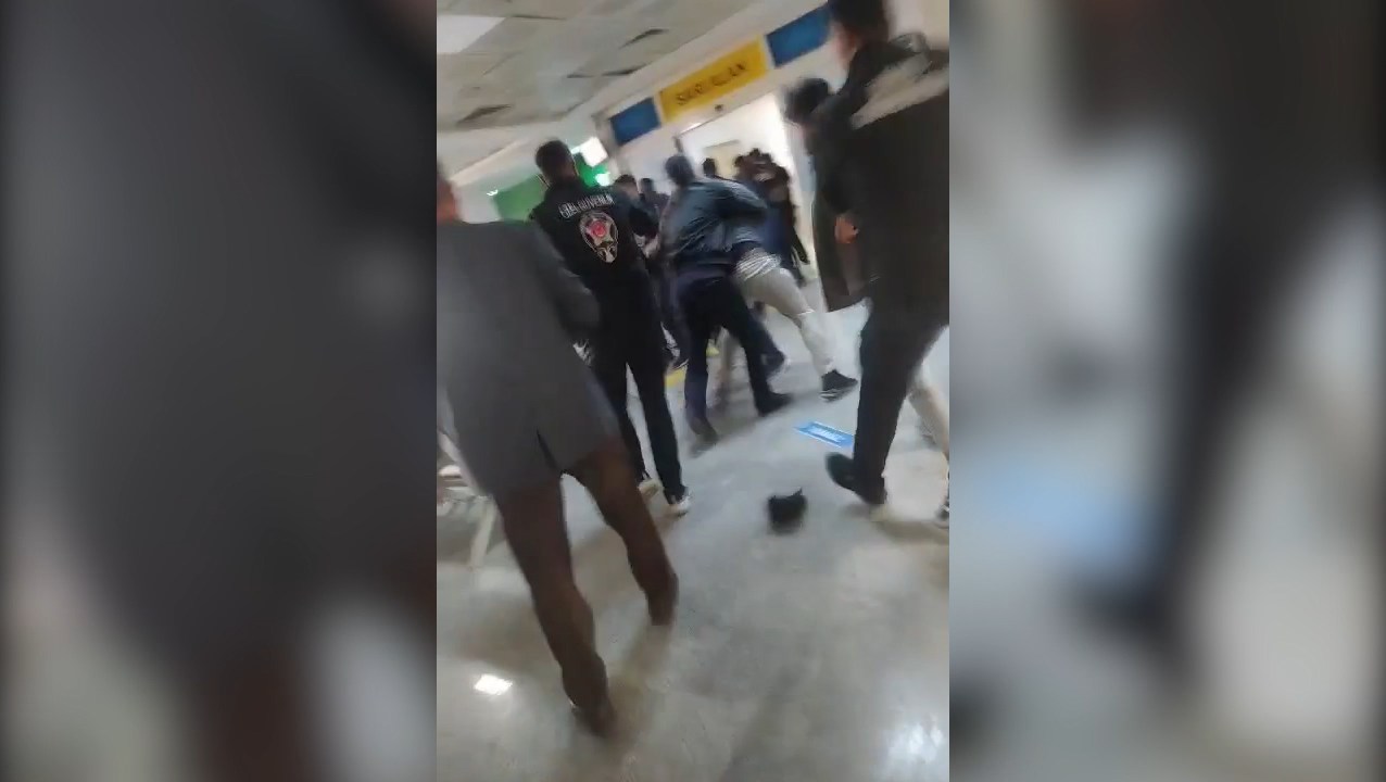 Şanlıurfa'da Hastanede Gerilim: Kavga Kameralara Yansıdı
