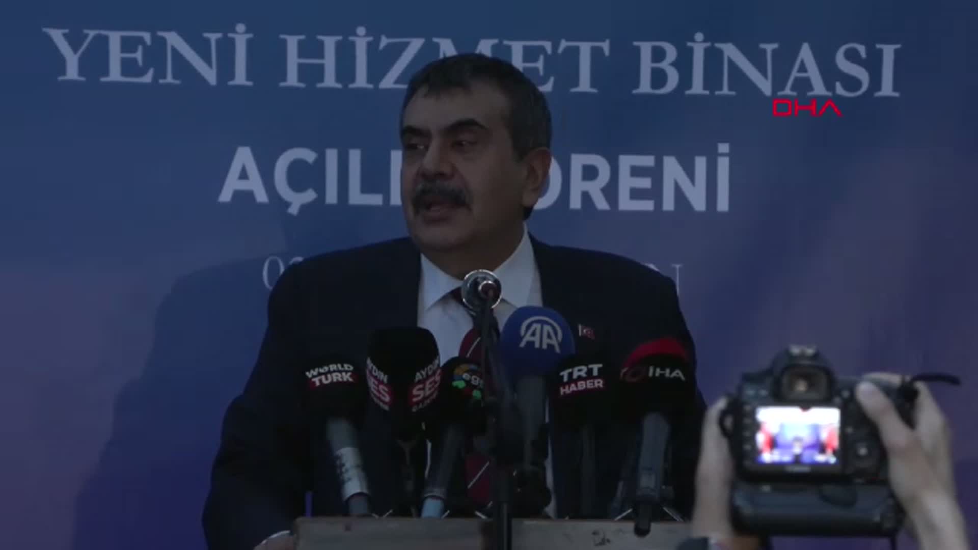 Bakan Tekin: Eğitimdeki Yenilikler Takdire Şayan