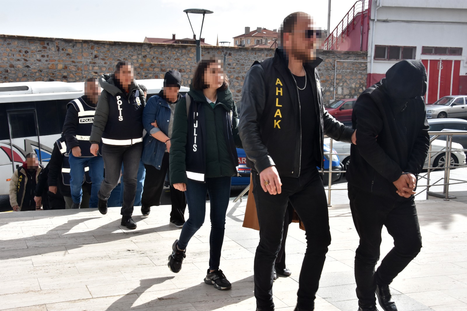 Nevşehir'de Fuhuş Operasyonu: 6 Kişi Tutuklandı