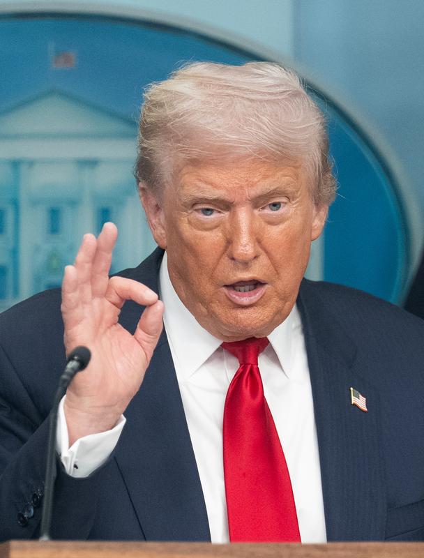Trump’tan İran'da Düşürülen F-15 Pilotuyla İlgili Açıklama