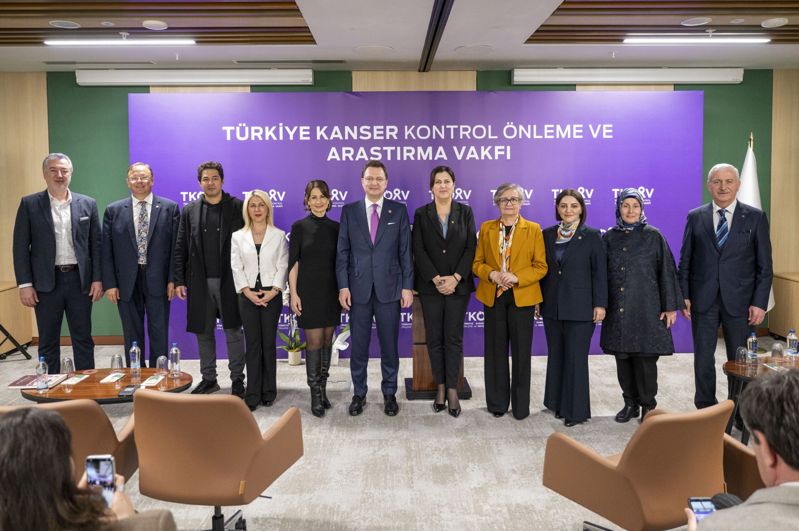 ‘Kanserle Mücadelede Tedavi Yetersiz: Farkındalık ve Önleme Şart’