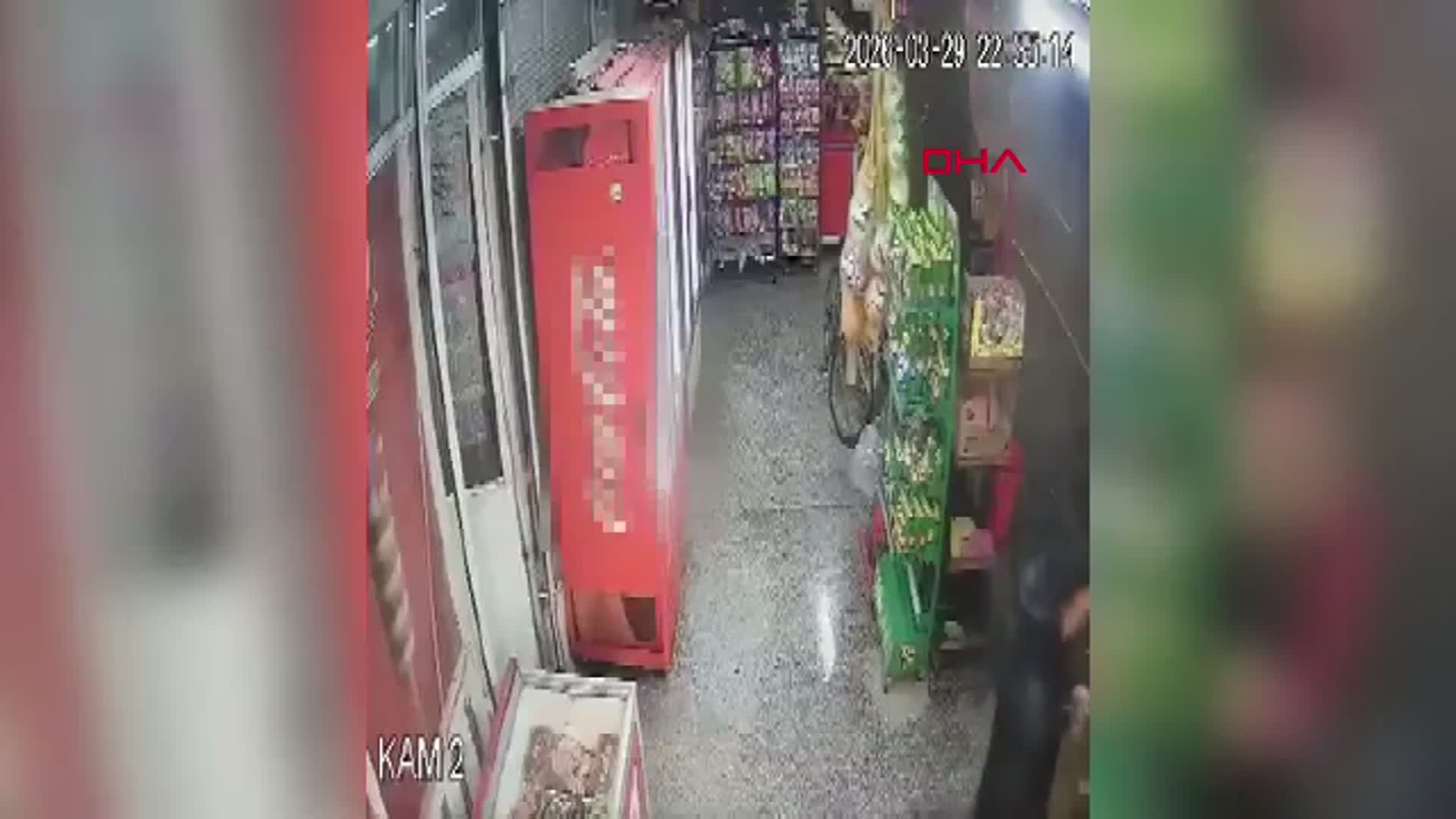 Kocaeli'de 17 Yaşındaki Deniz'in Ölümüne Neden Olan Kavga Güvenlik Kamerasında Görüntülendi