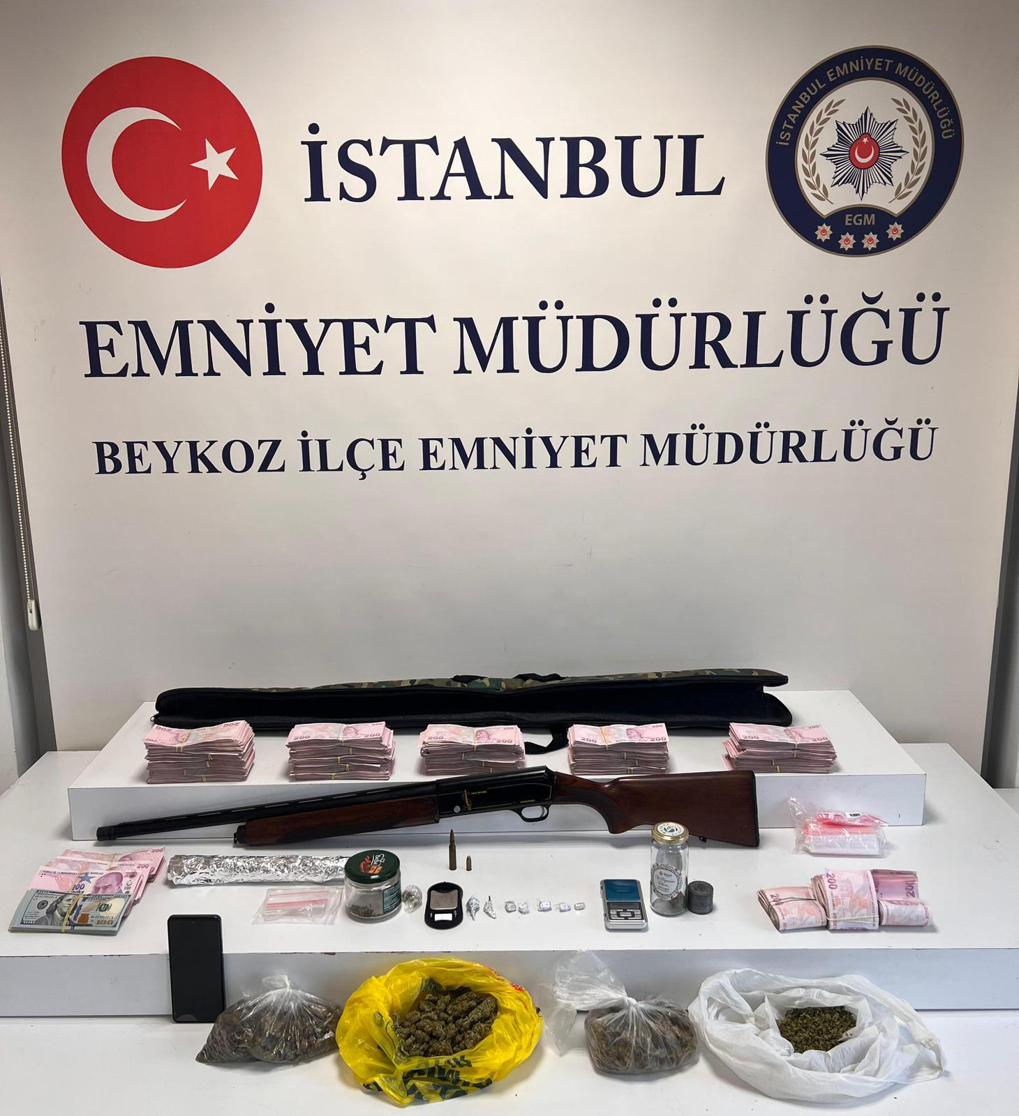 Beykoz ve Çekmeköy'de Uyuşturucu Operasyonu: 11 Gözaltı