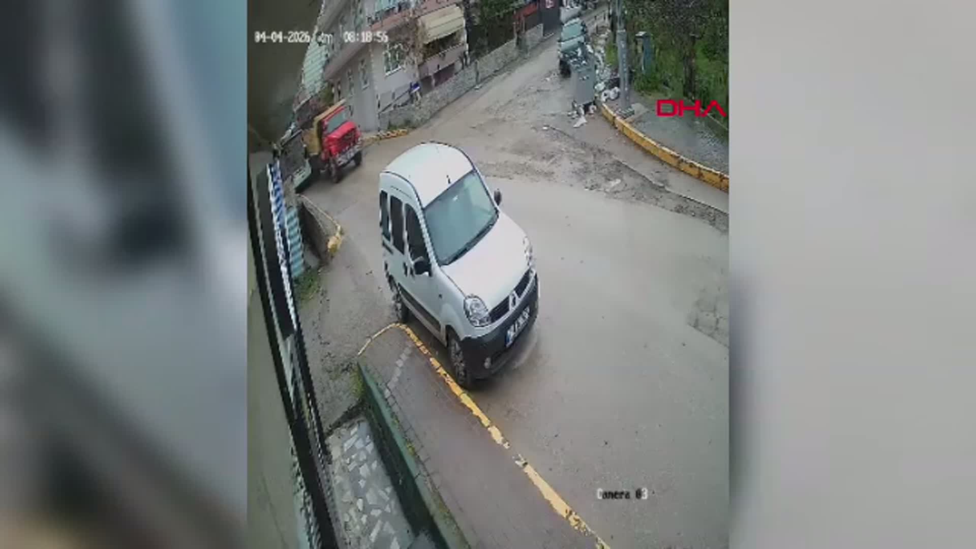 Kocaeli'de Hafriyat Kamyonu Yayaya Çarptı, 76 Yaşındaki Adam Hayatını Kaybetti