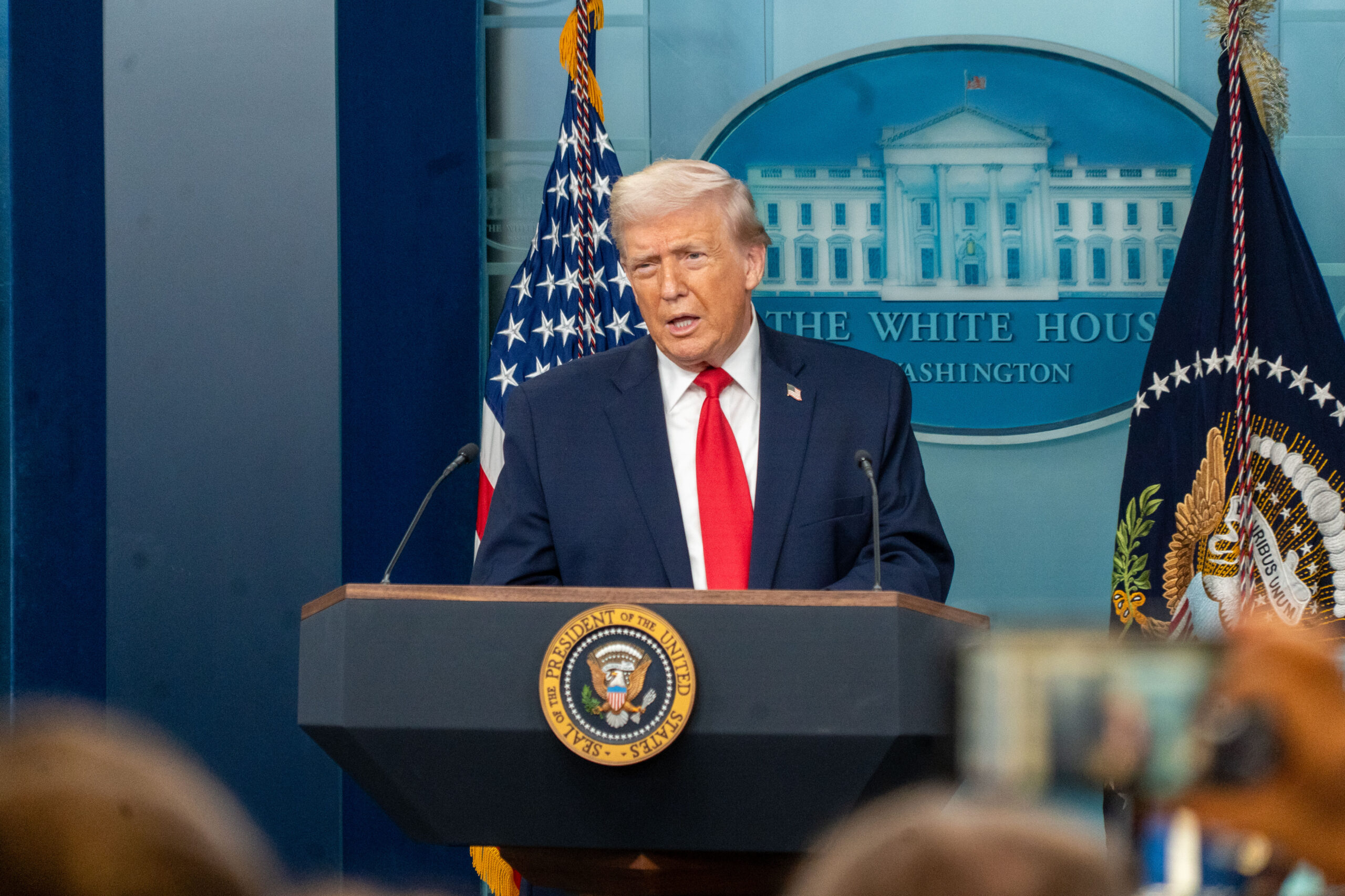 Trump'tan İran'a Hürmüz Boğazı Uyarısı: Son 48 Saat
