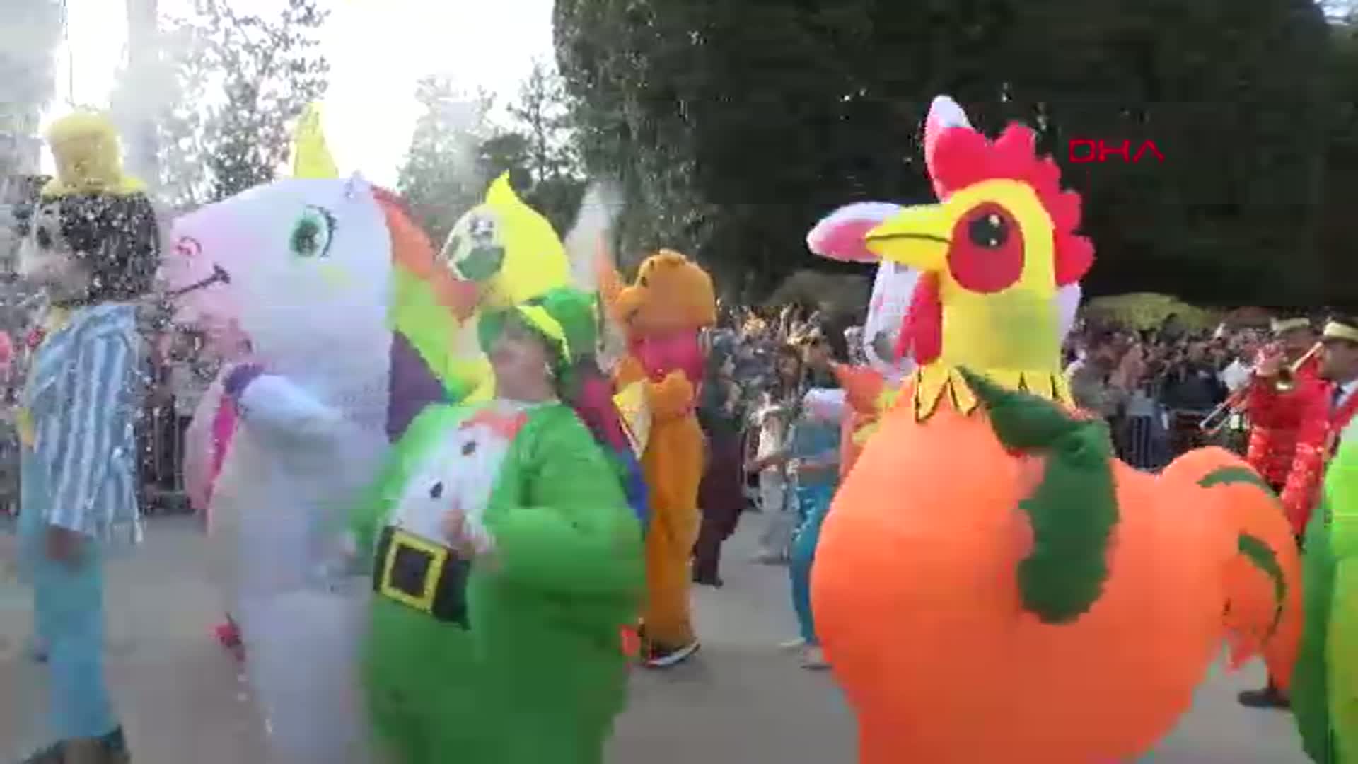 Uluslararası Adana Portakal Çiçeği Karnavalı Korteji Renklerle Dolu Geçti