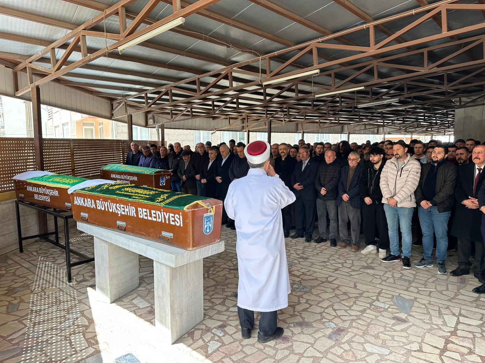 Ankara'daki Kazada Hayatını Kaybeden 5 Kişi Son Yolculuklarına Uğurlandı