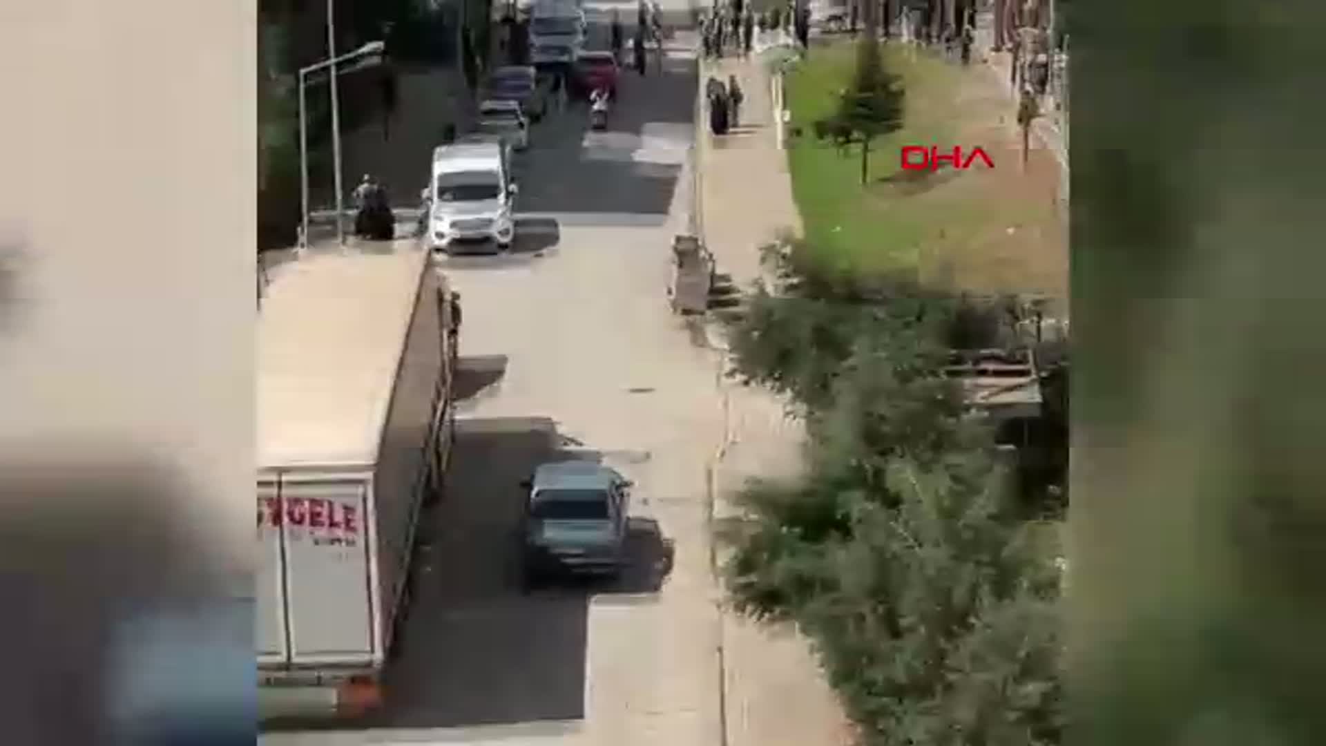 Siirt'te Aidat Kavgası: 4 Kişi Yaralandı