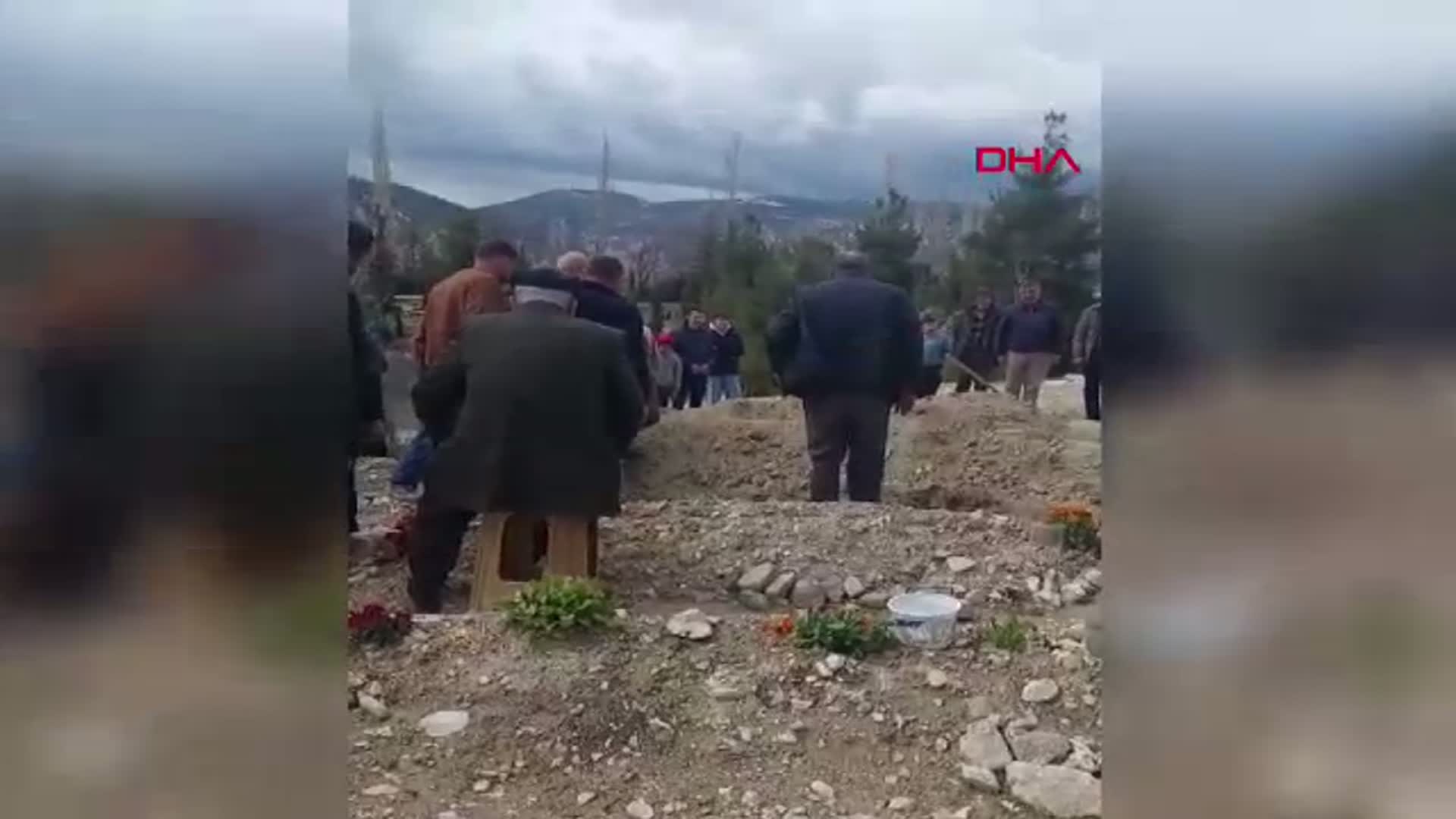 Korkuteli'nde Trajik Kaza: İki Can Hayatını Kaybetti
