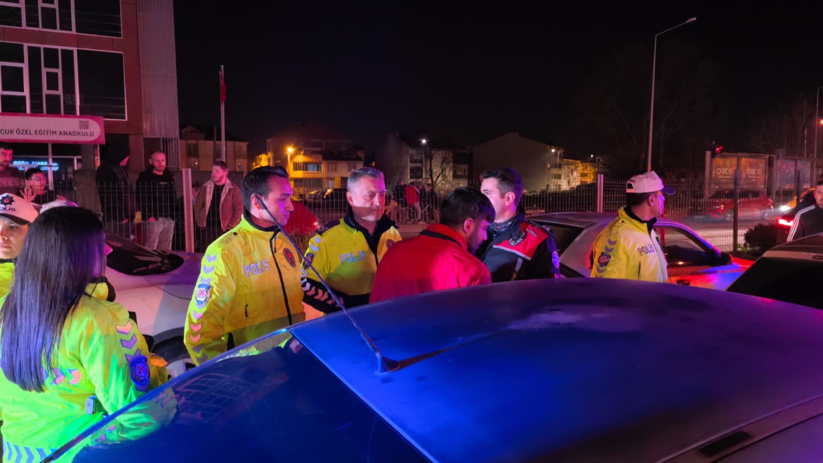 Bursa'da Zincirleme Kaza: Yaralılar Ekiplere Direniş Gösterdi