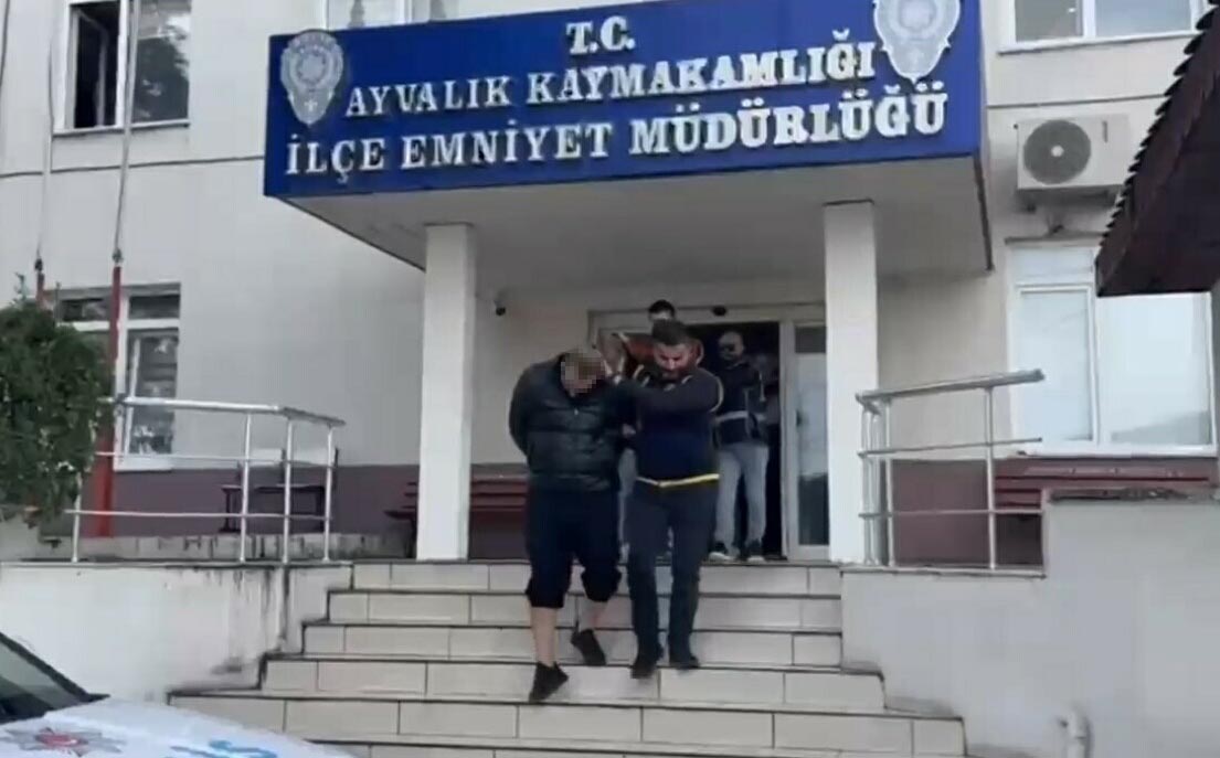 Balıkesir'de 37 Kaçak Göçmen ve 6 Organizatör Şüphelisi Tutuklandı