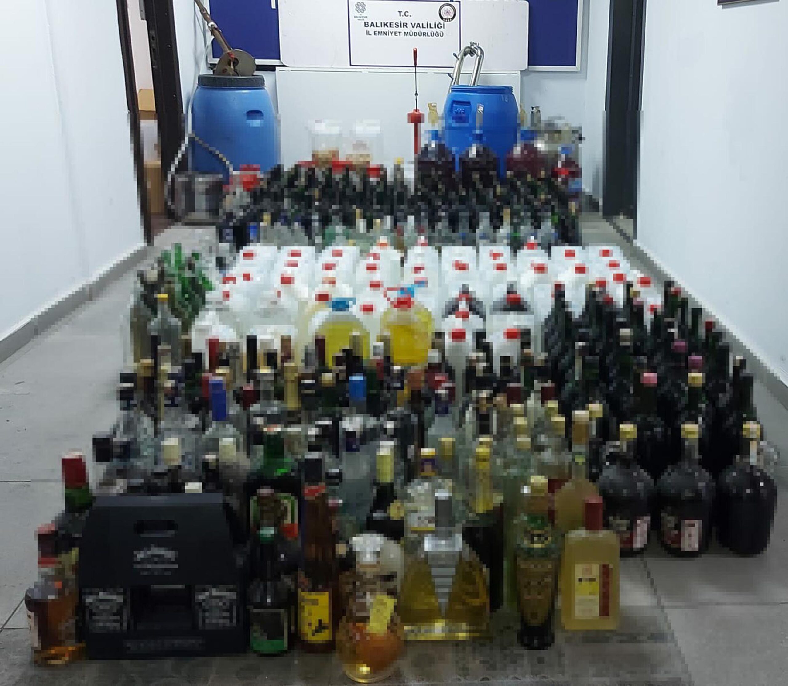 Sahte İçki Operasyonunda İki Şahıs Tutuklandı