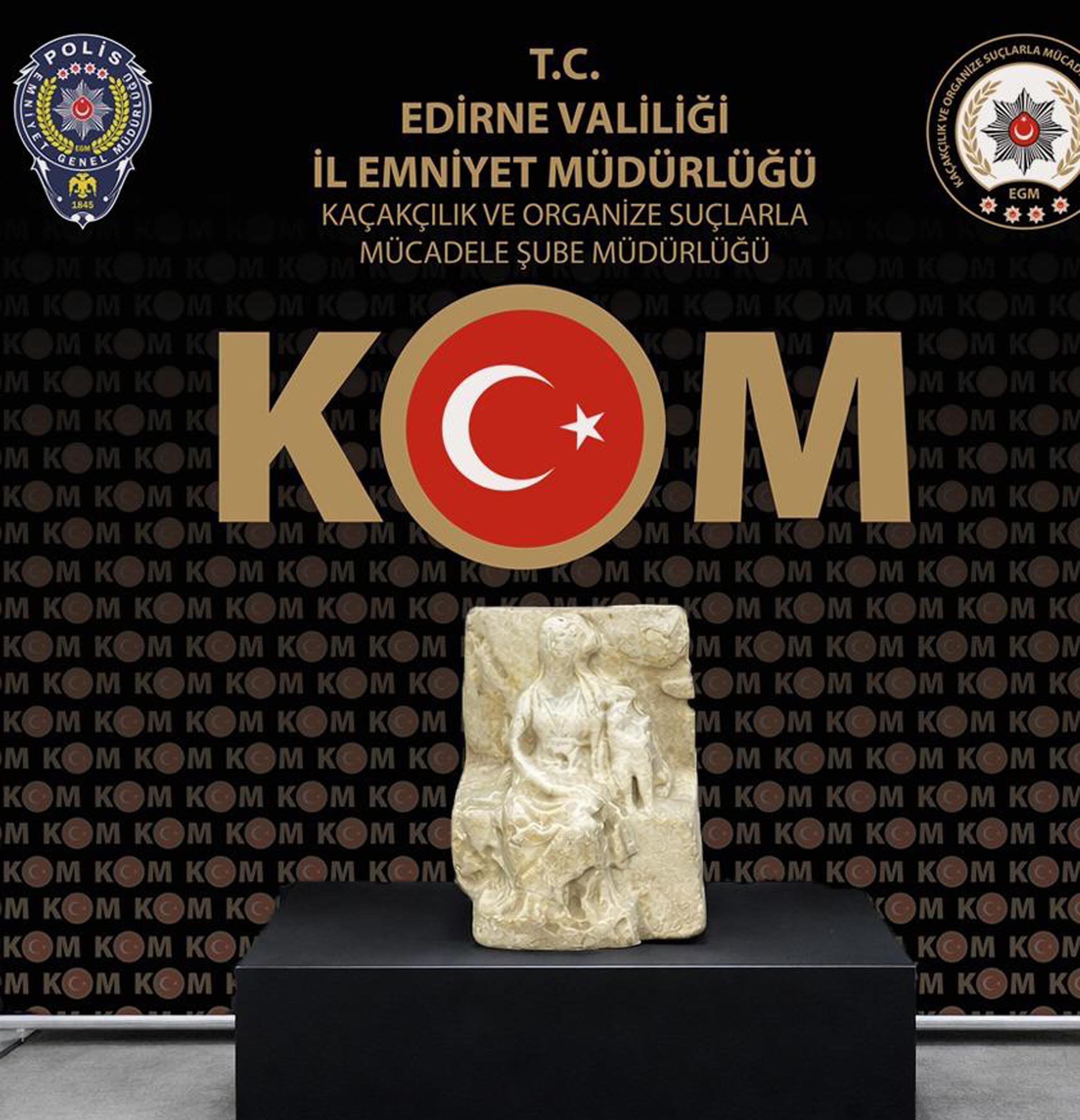 Edirne'de Kaçak Tarihi Eser Operasyonu: Tanrıça Kybele Heykeli Ele Geçirildi
