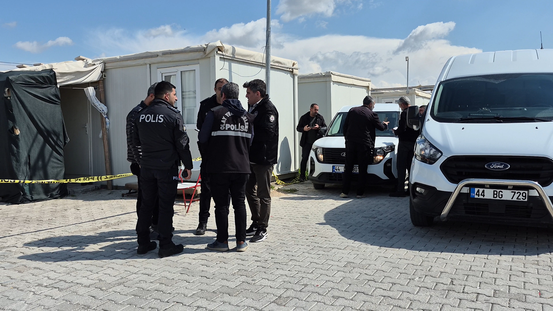 Dini Nikahlı Kadın ve Eniştesini Yaralayan Adam Gözaltına Alındı