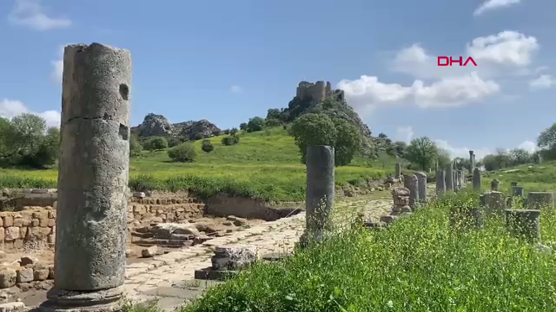 Bakan Ersoy, Kastabala Antik Kenti'nde İncelemelerde Bulundu