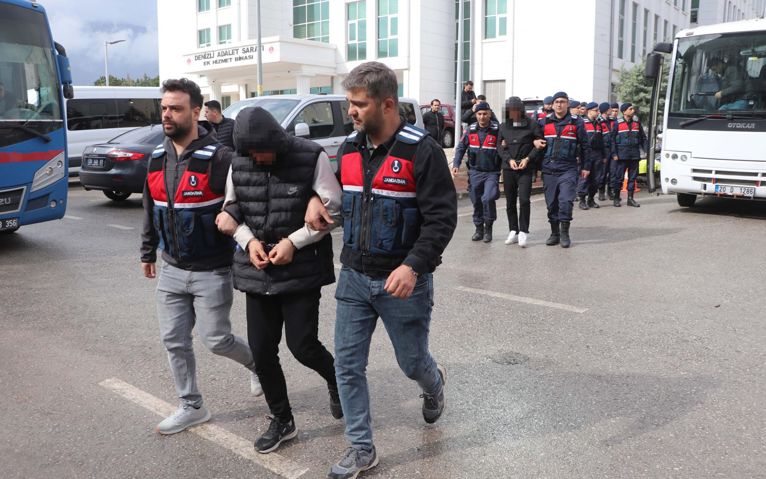 Denizli'de 10 İlde Dolandırıcılık Operasyonu: 2 Şahıs Tutuklandı