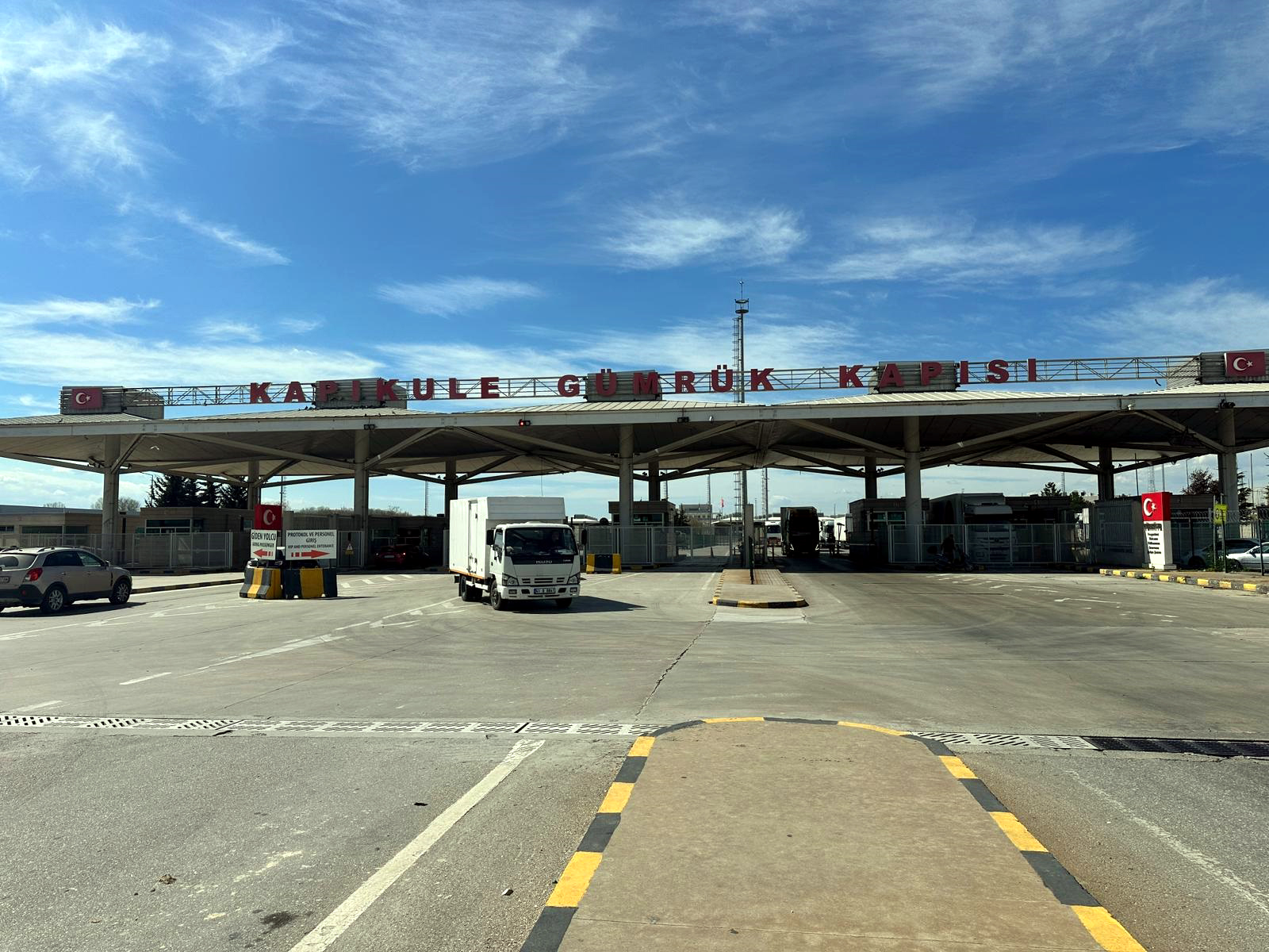Kapıkule Sınır Kapısı’nda TIR Şoförleri 90 Saatten Fazla Bekliyor