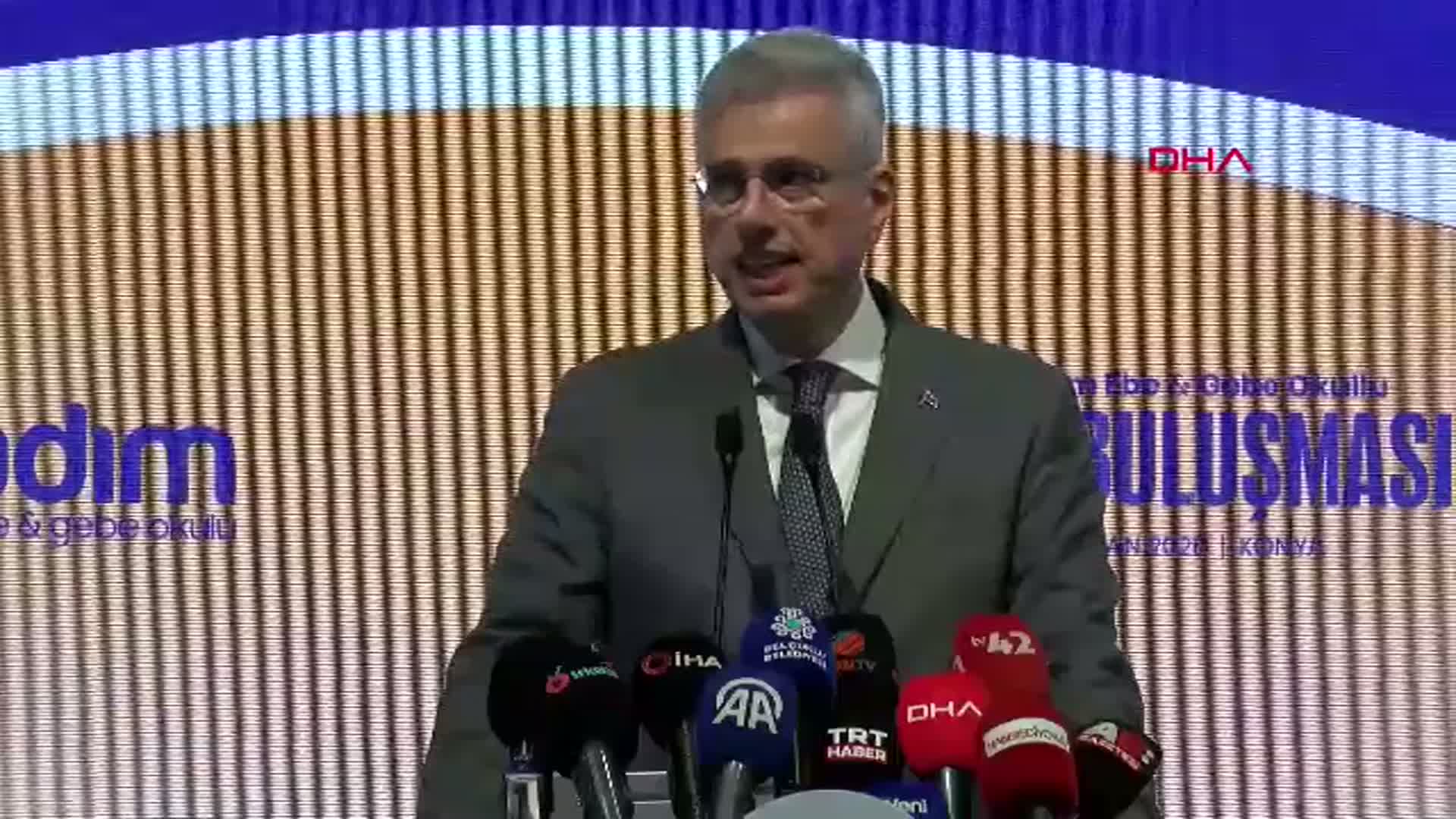 Bakan Memişoğlu'ndan Anne Adaylarına Müjde: "Son 3 Ayda Ebe Tahsis Edeceğiz"