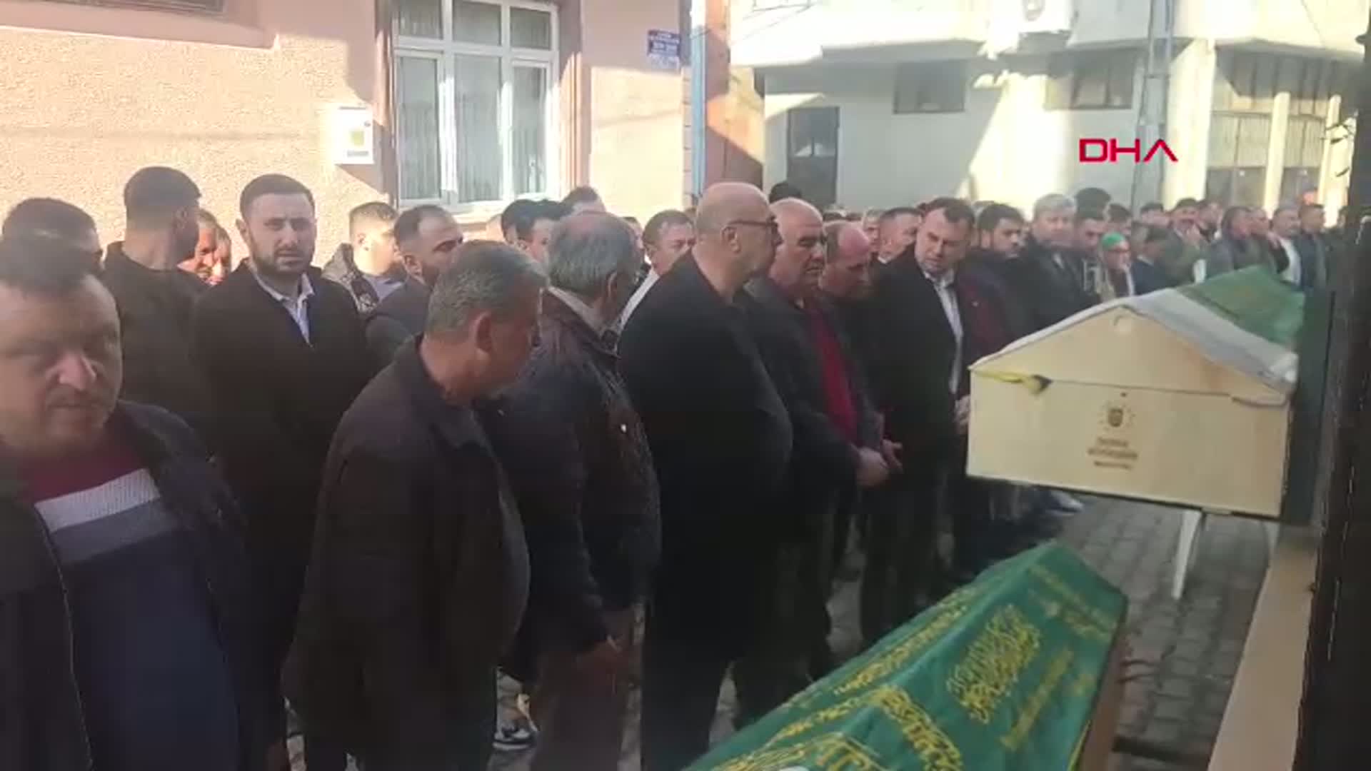 Bursa'da Babası ve Oğlunu Öldüren Şüpheli Adliyeye Sevk Edildi