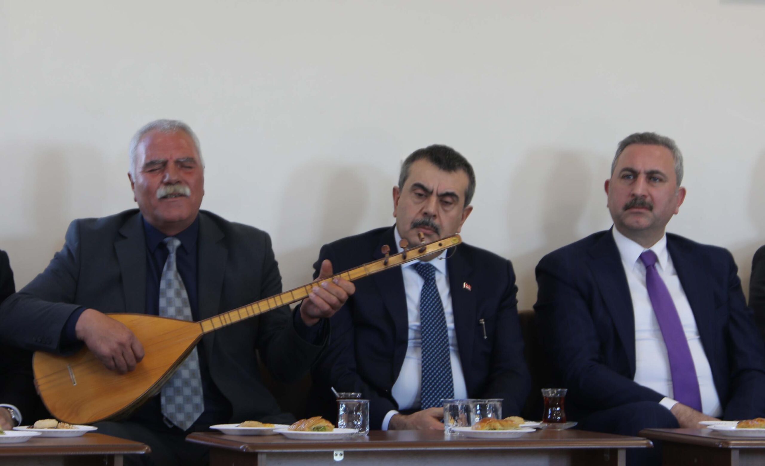 Bakan Tekin: Çocuklar Değerlerimizi Öğrenerek Eğitime Başlamalı