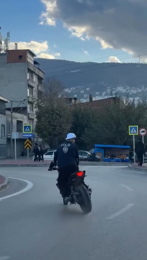 Bursa'da Drift Yapan Sürücüye 365 Bin Lira Ceza Kapatıldı