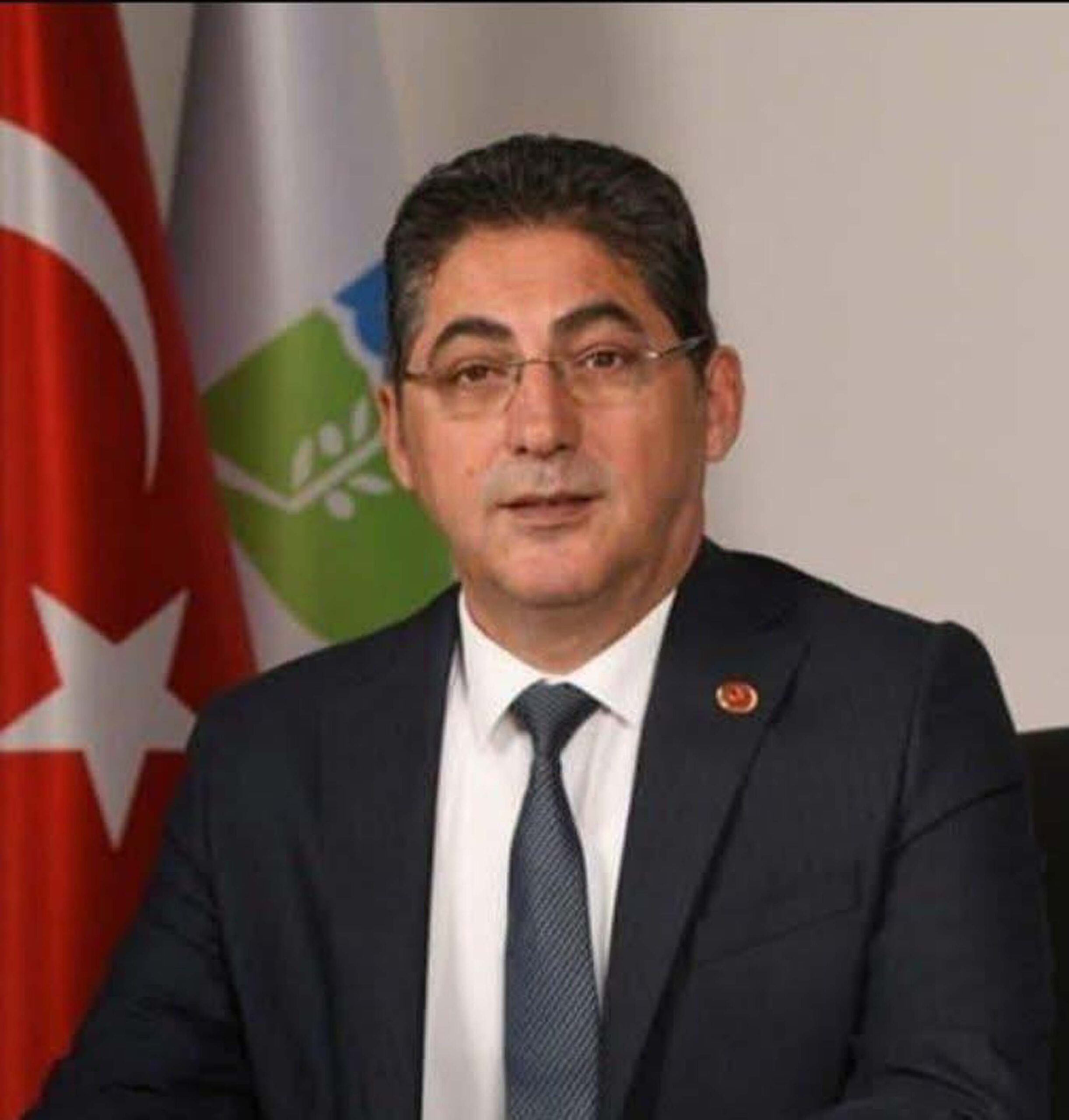 Burhaniye Belediye Başkan Yardımcısı Oktay Erbalaban Görevinden İstifa Etti
