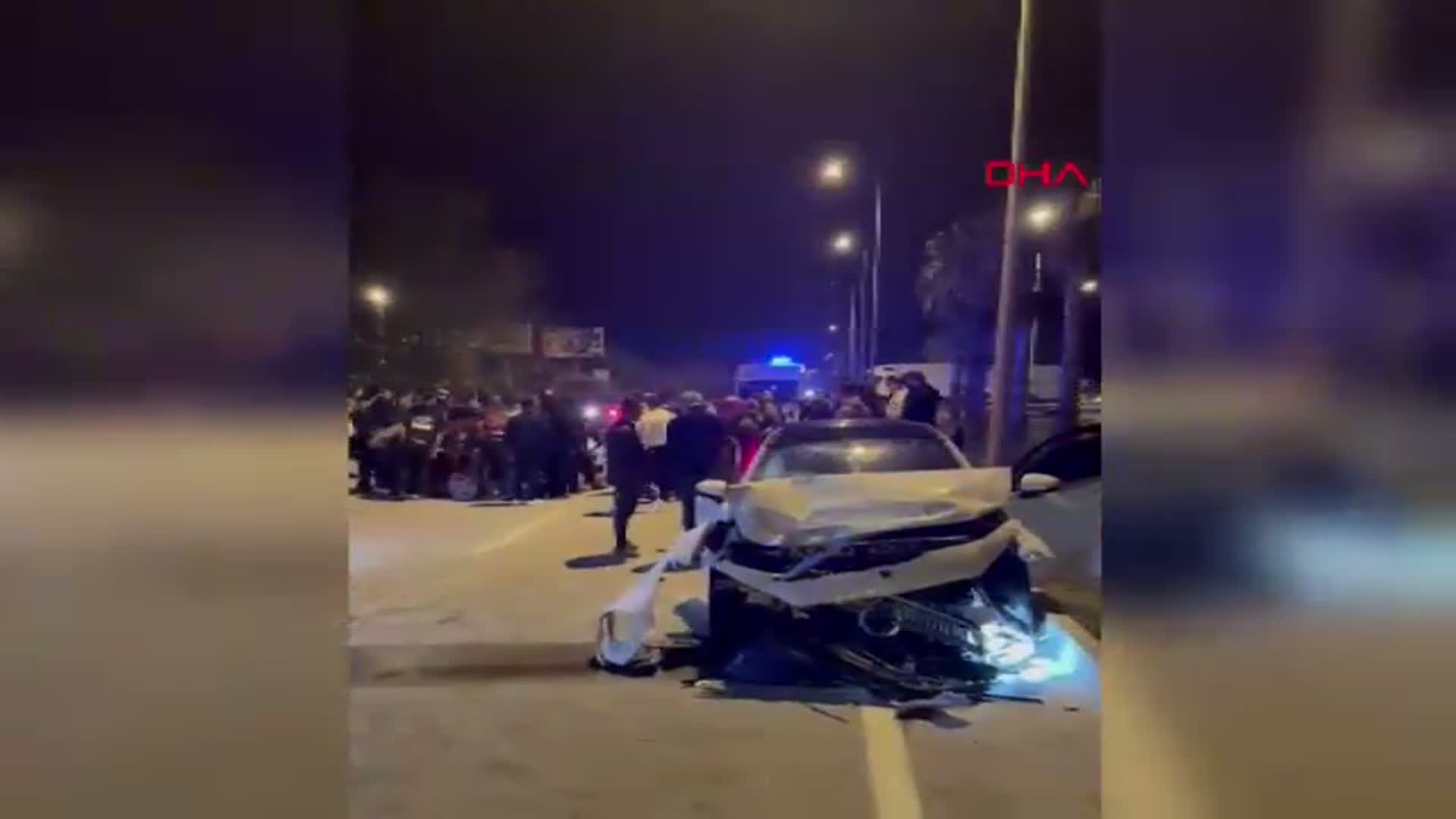 Antalya'da Feci Kaza: 1 Kişi Hayatını Kaybetti, 5 Kişi Yaralandı