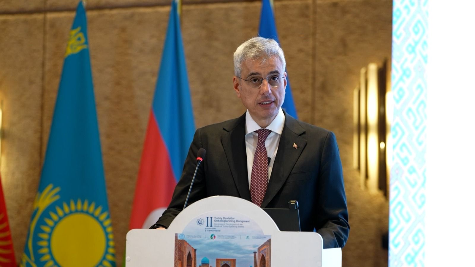 Sağlık Bakanı Memişoğlu, Onkologlar Kongresi İçin Özbekistan'da
