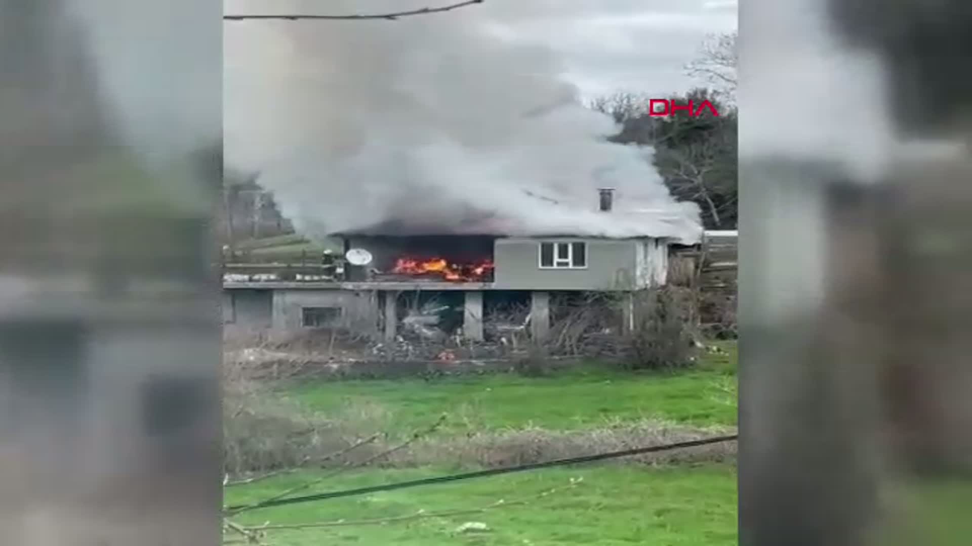Kahramanmaraş'ta Elektrik Kontağından Çıkan Yangın Evi Kullanılamaz Hale Getirdi